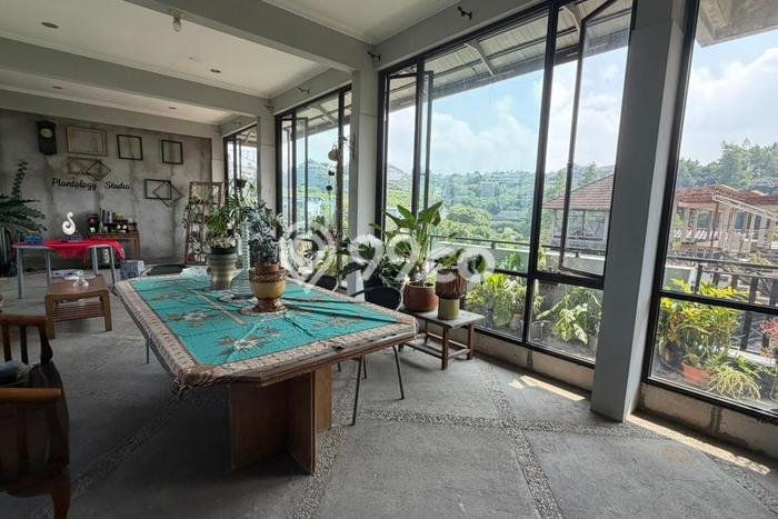 Dijual Hotel Kawasan Sukasari, Luas 1000m2m², Kawasan Potensial, Jalan Utama Dijual Hotel Kawasan Sukasari, Luas 1000m2m², Kawasan Potensial, Jalan Utama
