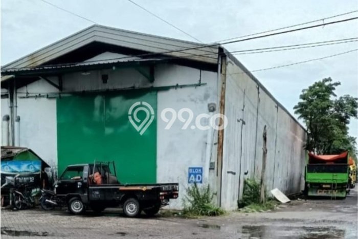 Gudang Dijual di Surabaya LT 500m2 & LB 500m2 Lokasi Terbaik! Gudang Dijual di Surabaya LT 500m2 & LB 500m2 Lokasi Terbaik!
