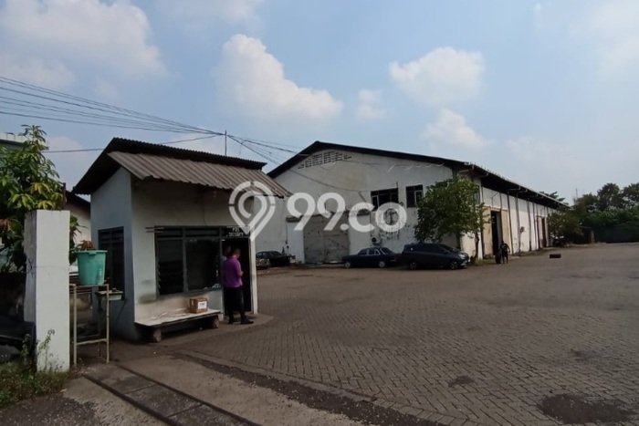 Gudang Bagus Dijual LB 1500m2 Lokasi Strategis Surabaya Area Cocok untuk Bisnis Gudang Bagus Dijual LB 1500m2 Lokasi Strategis Surabaya Area Cocok untuk Bisnis