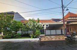 Rumah Modern 4 Kamar LT 284m2 di Jemursari Rumah Modern 4 Kamar LT 284m2 di Jemursari