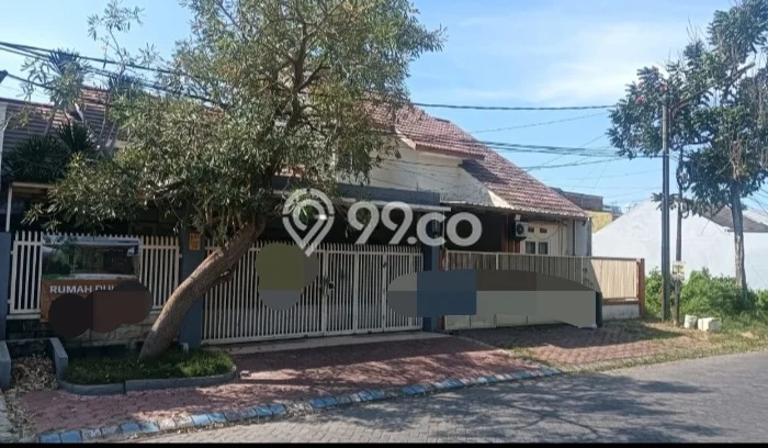 Dijual Rumah 3 Kamar Lokasi Ideal Bagus dan Strategis di Sidoarjo Dijual Rumah 3 Kamar Lokasi Ideal Bagus dan Strategis di Sidoarjo