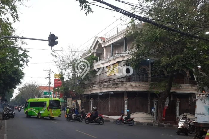 Untuk Dijual! Ruko di Gresik Kota Gresik LT 179m2 / LB 500m2 Kawasan Bisnis Untuk Dijual! Ruko di Gresik Kota Gresik LT 179m2 / LB 500m2 Kawasan Bisnis
