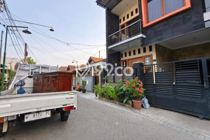 Jual Rumah Harga Miring Sidoarjo Punya 4 Kamar & LT 104m2 Jual Rumah Harga Miring Sidoarjo Punya 4 Kamar & LT 104m2