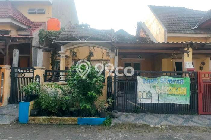 Dijual Rumah Siap Huni di Buduran Sidoarjo Harga Rp 239 Juta LT 105m2 Dijual Rumah Siap Huni di Buduran Sidoarjo Harga Rp 239 Juta LT 105m2