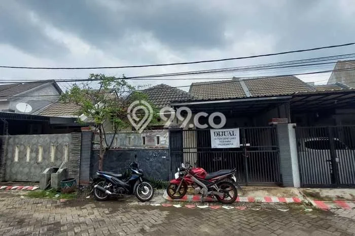 Hunian Strategis 2 KT LB 70m2 Kondisi Bagus di Gununganyar Hunian Strategis 2 KT LB 70m2 Kondisi Bagus di Gununganyar