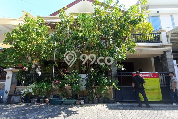 Jual Rumah Favorit Siap Huni LB 120m2 di Sukolilo, Surabaya Jual Rumah Favorit Siap Huni LB 120m2 di Sukolilo, Surabaya