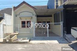 Rumah Strategis Modern Lb 84m2 di Sukolilo, Surabaya Rumah Strategis Modern Lb 84m2 di Sukolilo, Surabaya