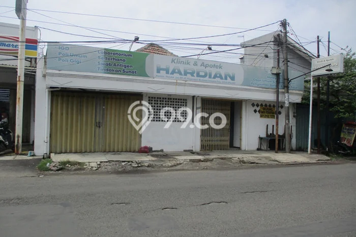 Area Ramai! Ruko Dijual di Buduran untuk Bisnis Luas Bangunan 200m2 Area Ramai! Ruko Dijual di Buduran untuk Bisnis Luas Bangunan 200m2