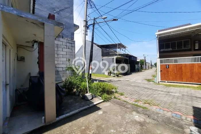Jual Rumah Siap Huni di Rungkut Surabaya Harga Rp 233 Juta LT 60m2 Jual Rumah Siap Huni di Rungkut Surabaya Harga Rp 233 Juta LT 60m2