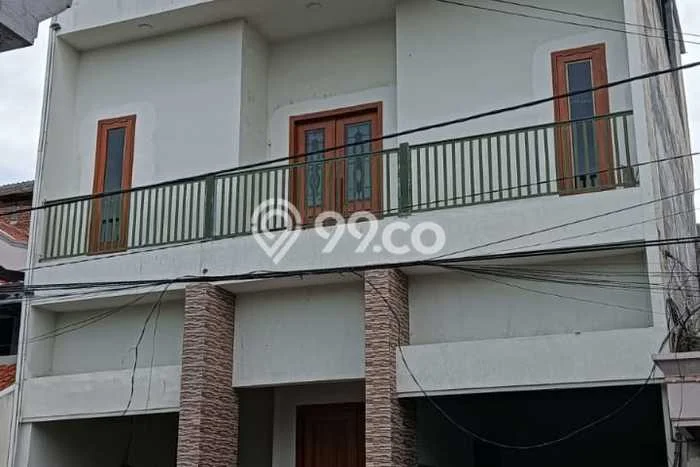 Kost Dijual Lokasi Rungkut, Surabaya, Spesifikasi 5 Kamar Tidur dan Luas 120m2 Kost Dijual Lokasi Rungkut, Surabaya, Spesifikasi 5 Kamar Tidur dan Luas 120m2