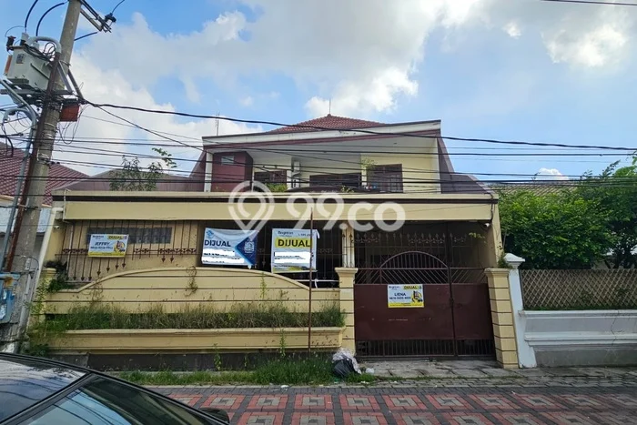 Dijual Rumah 4 Kamar Lokasi Strategis Bagus dan Strategis di Tambaksari Dijual Rumah 4 Kamar Lokasi Strategis Bagus dan Strategis di Tambaksari