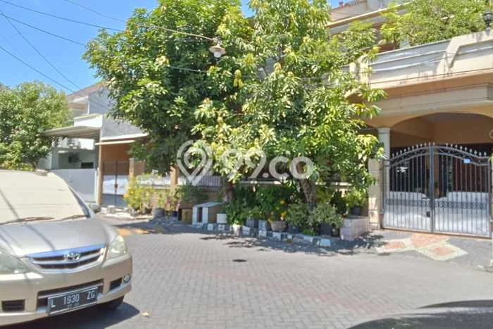 Dijual Rumah Strategis Bagus Punya 3 KT di Wiyung Surabaya SHM Dijual Rumah Strategis Bagus Punya 3 KT di Wiyung Surabaya SHM