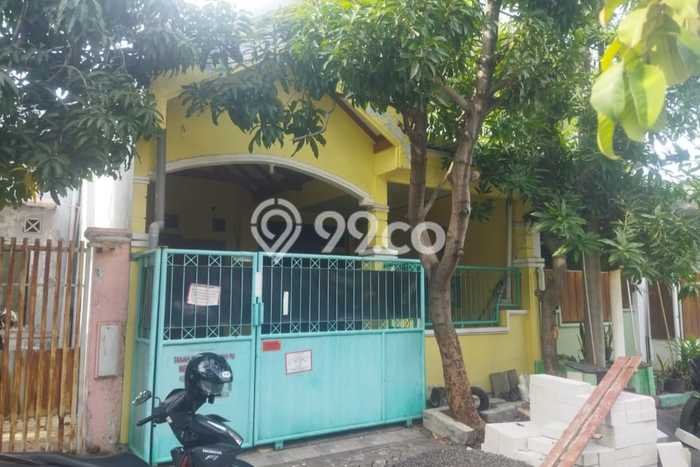 For Sale Rumah 2 Kamar Lokasi Strategis Nyaman dan Strategis di Sedati For Sale Rumah 2 Kamar Lokasi Strategis Nyaman dan Strategis di Sedati