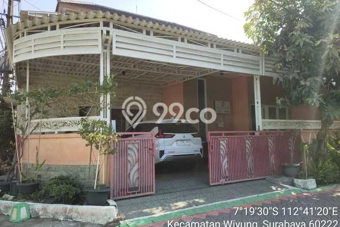 Rumah Modern Cantik 3 Kamar Bisa Langsung Pindah di Wiyung Rumah Modern Cantik 3 Kamar Bisa Langsung Pindah di Wiyung