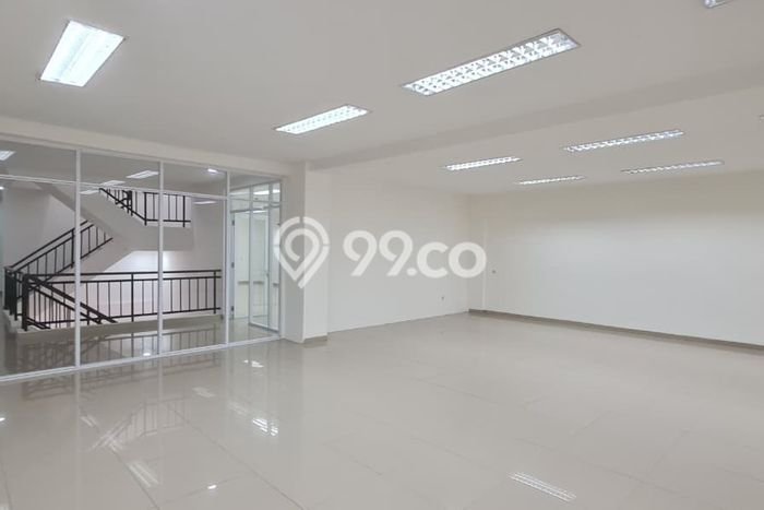 Unit Ruko Dijual di Tangerang LT 200m2 & LB 600m2 Unit Ruko Dijual di Tangerang LT 200m2 & LB 600m2