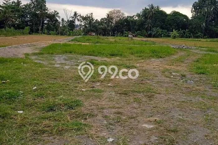 HOT DEAL! Vila Kawasan , Luas 120m2m², Lokasi Strategis HOT DEAL! Vila Kawasan , Luas 120m2m², Lokasi Strategis