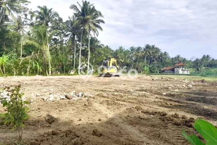 FEATURED! Rumah Asri area Temon, LT 218m² LB 65m² FEATURED! Rumah Asri area Temon, LT 218m² LB 65m²