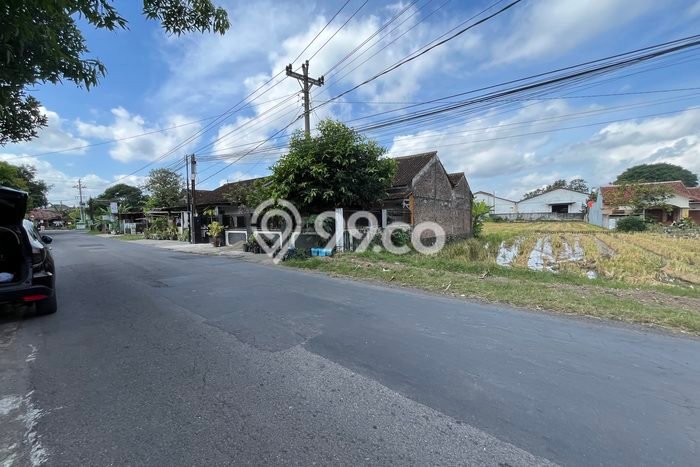 Tanah Area Berkembang di Berbah, Luas 144m², Akses ke Fasilitas Umum Tanah Area Berkembang di Berbah, Luas 144m², Akses ke Fasilitas Umum