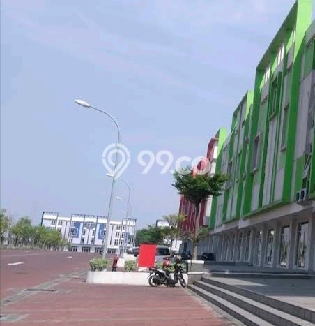 FOR SALE! Ruko di Wiyung Surabaya, LT 75m2, LB 300m2 FOR SALE! Ruko di Wiyung Surabaya, LT 75m2, LB 300m2