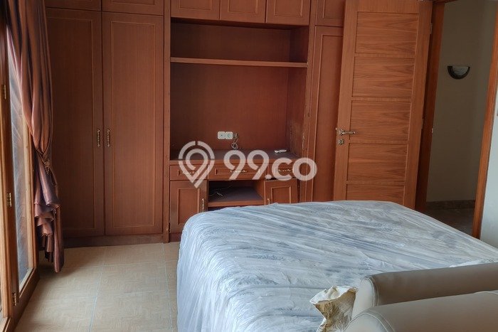 Apartemen Eksklusif Kawasan Kebon Jeruk, 5 KM, Luas 358m² Apartemen Eksklusif Kawasan Kebon Jeruk, 5 KM, Luas 358m²