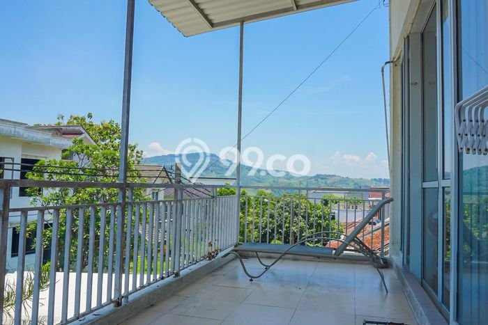 Rumah Modern 3 Kamar LT 120m2 di Sentul City Rumah Modern 3 Kamar LT 120m2 di Sentul City