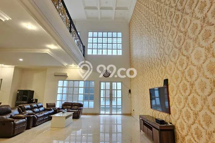 Jual Rumah Mewah Megah Dengan View Eksklusif di Sutera Buana Alam Sutera, Tangerang Jual Rumah Mewah Megah Dengan View Eksklusif di Sutera Buana Alam Sutera, Tangerang