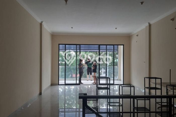 Ruko Dijual di Prime Area Tangerang Luas 250m2 Ruko Dijual di Prime Area Tangerang Luas 250m2
