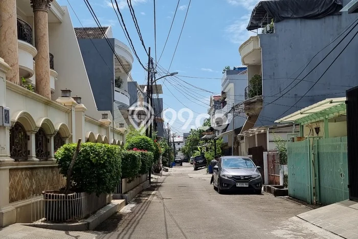 Rumah Luxury Modern Siap Huni di Muara Karang Jakarta Utara Rumah Luxury Modern Siap Huni di Muara Karang Jakarta Utara