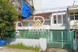 Rumah Mewah LB 225m2 Siap Pakai Desain Elegan di Muara Karang, Jakarta Utara Rumah Mewah LB 225m2 Siap Pakai Desain Elegan di Muara Karang, Jakarta Utara