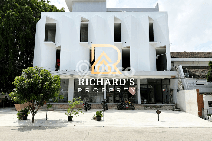 Ruko Dijual di Jakarta Utara LT 117m2 & LB 216m2 Lokasi Terbaik! Ruko Dijual di Jakarta Utara LT 117m2 & LB 216m2 Lokasi Terbaik!