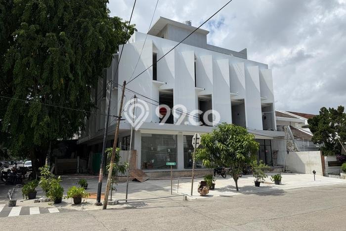 Ruko Dijual di Jakarta Utara LT 117m2 & LB 216m2 Lokasi Terbaik! Ruko Dijual di Jakarta Utara LT 117m2 & LB 216m2 Lokasi Terbaik!