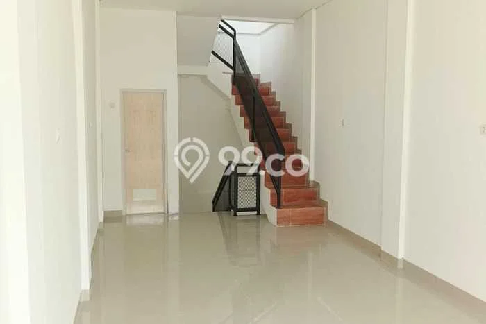 LOKASI STRATEGIS! Ruko di Lubang Buaya, Luas 70m2m², Pusat Bisnis, Mainroad LOKASI STRATEGIS! Ruko di Lubang Buaya, Luas 70m2m², Pusat Bisnis, Mainroad