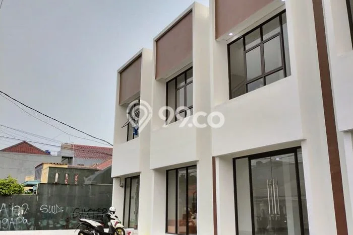 AREA TERBAIK! Ruko Kawasan Lubang Buaya, Luas 70m2m², Pengunjung Tinggi AREA TERBAIK! Ruko Kawasan Lubang Buaya, Luas 70m2m², Pengunjung Tinggi