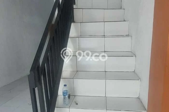 Unit Ruko Dijual di Ciledug Tangerang Luas Tanah 100m2, Luas Bangunan 70m2 Unit Ruko Dijual di Ciledug Tangerang Luas Tanah 100m2, Luas Bangunan 70m2