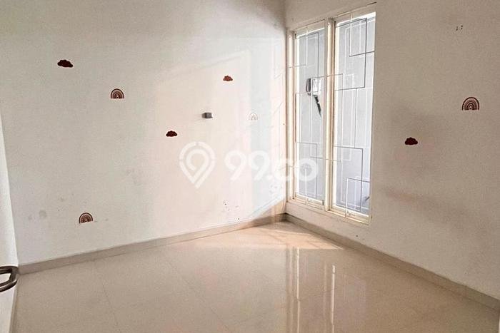 Rumah Siap Huni 3 KT 2 KM di Rungkut, Surabaya Rumah Siap Huni 3 KT 2 KM di Rungkut, Surabaya
