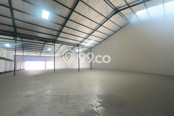 Unit Gudang Dijual di Surabaya LT 12820m2 & LB 8904m2 Unit Gudang Dijual di Surabaya LT 12820m2 & LB 8904m2