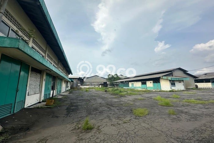 Gudang Dijual di Driyorejo Gresik dengan Luas Bangunan 10000m2 Gudang Dijual di Driyorejo Gresik dengan Luas Bangunan 10000m2