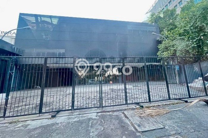Kantor Dijual di Prime Area Surabaya Luas 800m2 Kantor Dijual di Prime Area Surabaya Luas 800m2