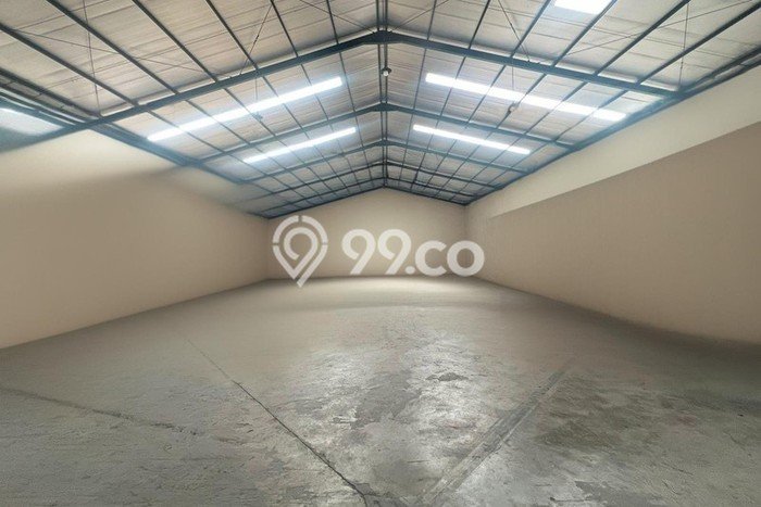 Unit Gudang Dijual di Surabaya LT 12820m2 & LB 8904m2 Unit Gudang Dijual di Surabaya LT 12820m2 & LB 8904m2