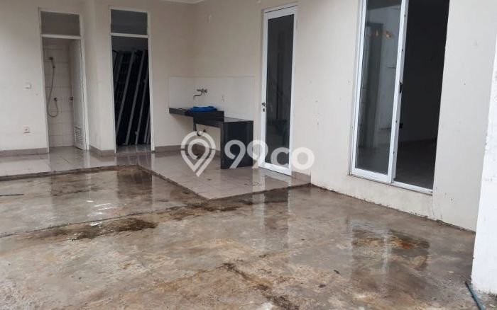 Disewakan! Rumah 3 Kamar Tidur &
3 Kamar Mandi di Green Lake City, Jakarta Barat Disewakan! Rumah 3 Kamar Tidur &
3 Kamar Mandi di Green Lake City, Jakarta Barat