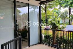 Dijual Rumah Mewah Elegan Dengan View Eksklusif di Green Lake City, Jakarta Barat Dijual Rumah Mewah Elegan Dengan View Eksklusif di Green Lake City, Jakarta Barat