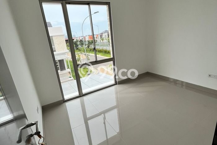 Jual Rumah Eksklusif 2 KT di Pantai Indah Kapuk 2, Jakarta Utara Jual Rumah Eksklusif 2 KT di Pantai Indah Kapuk 2, Jakarta Utara