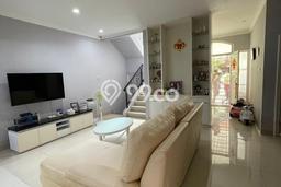 Disewakan Rumah Harga Terjangkau di Pantai Indah Kapuk Jakarta Utara dengan 4 KT Disewakan Rumah Harga Terjangkau di Pantai Indah Kapuk Jakarta Utara dengan 4 KT