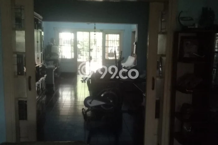 Siap Huni Hunian Elit 5 Kamar di Menteng Dekat ke Mana Saja Siap Huni Hunian Elit 5 Kamar di Menteng Dekat ke Mana Saja