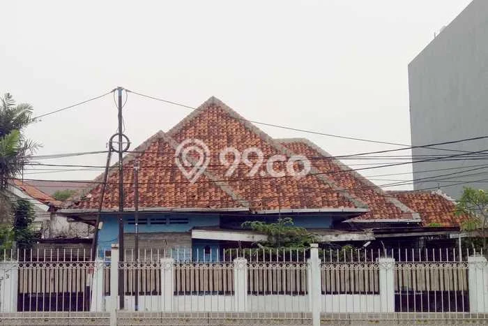 Siap Huni Hunian Elit 5 Kamar di Menteng Dekat ke Mana Saja Siap Huni Hunian Elit 5 Kamar di Menteng Dekat ke Mana Saja