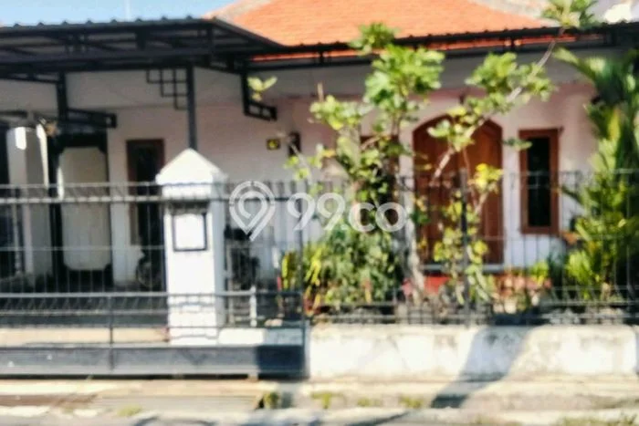 Dijual Hunian Rumah Terawat 4 Kamar di Randu Gunting, Tegal Dijual Hunian Rumah Terawat 4 Kamar di Randu Gunting, Tegal