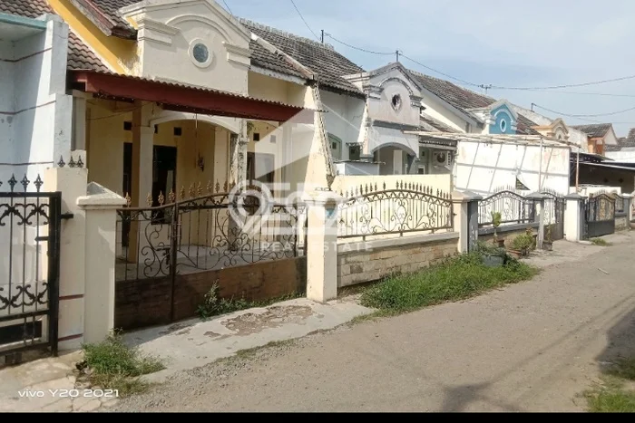 Rumah Minimalis Dijual Lokasi Kramat 2 Kamar dengan Luas Tanah 111m2 Rumah Minimalis Dijual Lokasi Kramat 2 Kamar dengan Luas Tanah 111m2