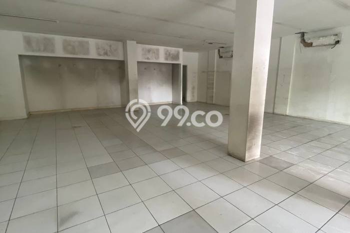 For Rent Ruko di Pasar Rebo, Luas 252m², Lokasi Bisnis For Rent Ruko di Pasar Rebo, Luas 252m², Lokasi Bisnis
