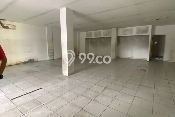 For Rent Ruko di Pasar Rebo, Luas 252m², Lokasi Bisnis For Rent Ruko di Pasar Rebo, Luas 252m², Lokasi Bisnis
