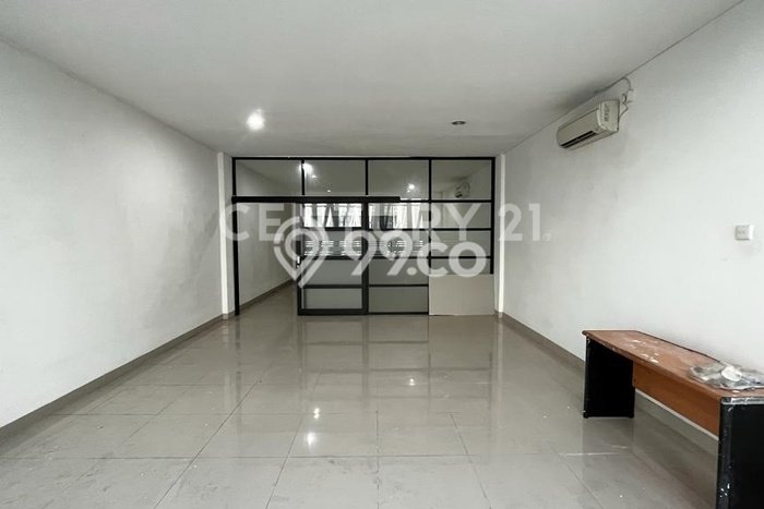 Unit Ruko Dijual di Cikarang Selatan Bekasi Luas Tanah 83m2, Luas Bangunan 249m2 Unit Ruko Dijual di Cikarang Selatan Bekasi Luas Tanah 83m2, Luas Bangunan 249m2